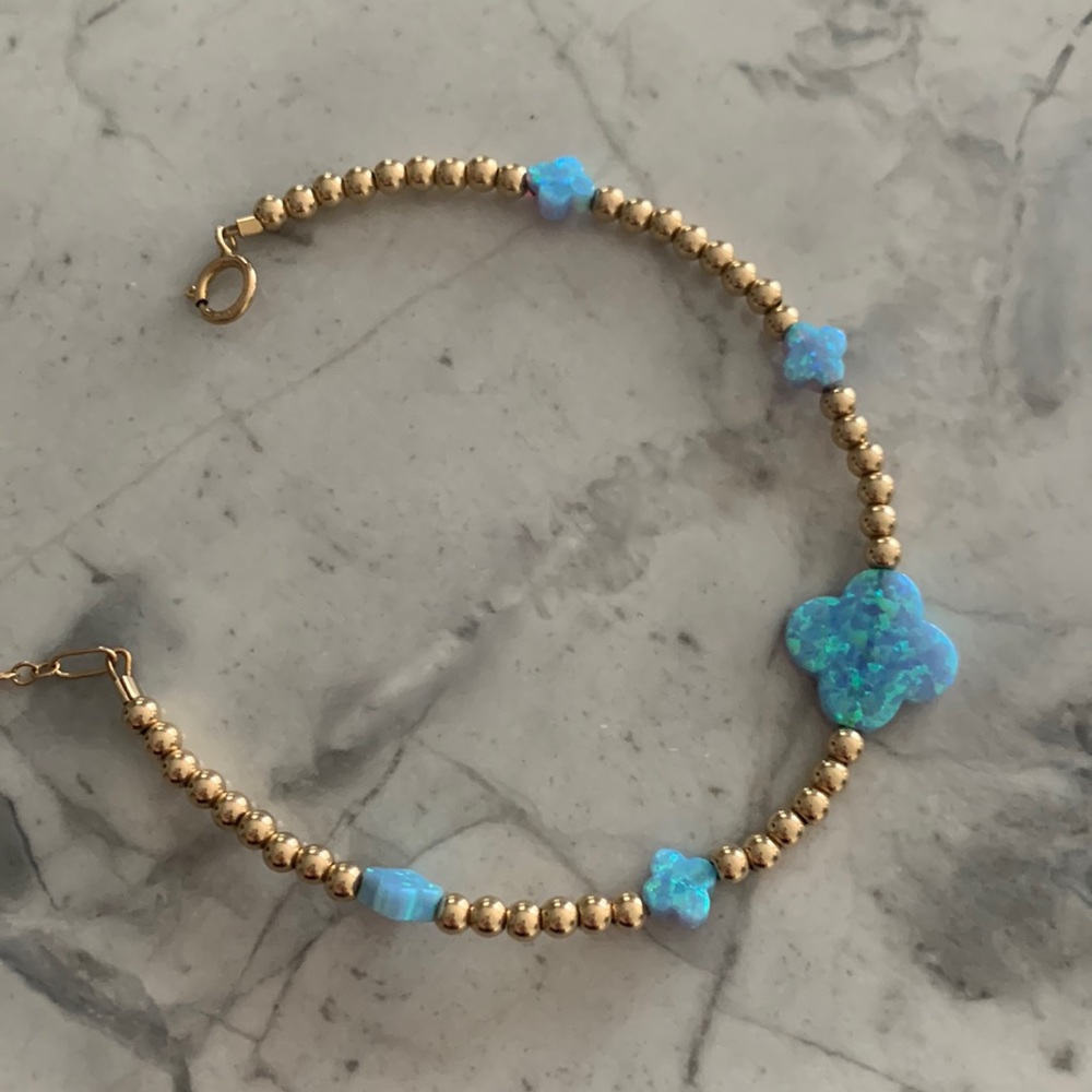 Hazel Opal clovers bracelet